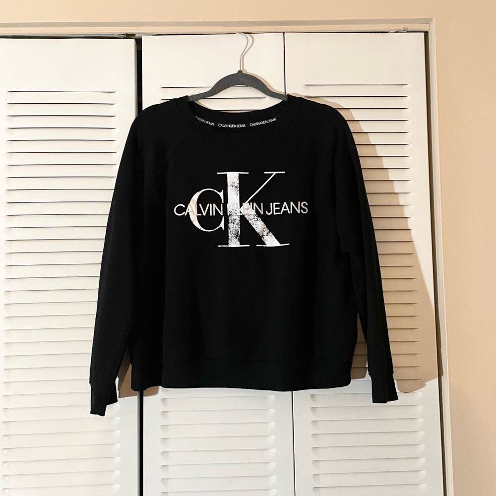 Calvin Klein Jeans Size Large Solid Black Long Sleeve Logo Sweatshirt
